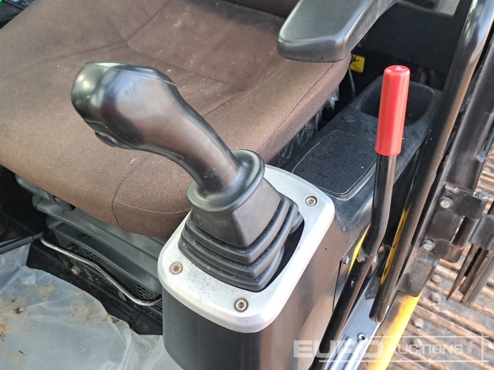 Pelle sur chenille 2012 JCB JS220LC: photos 41