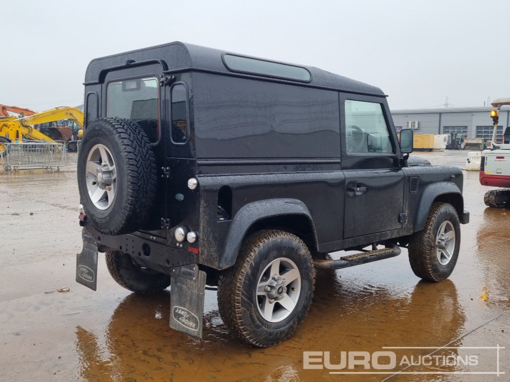 2012 Land Rover Defender 90XS - SUV: photos 5 2012 Land Rover Defender 90XS - SUV: photos 5