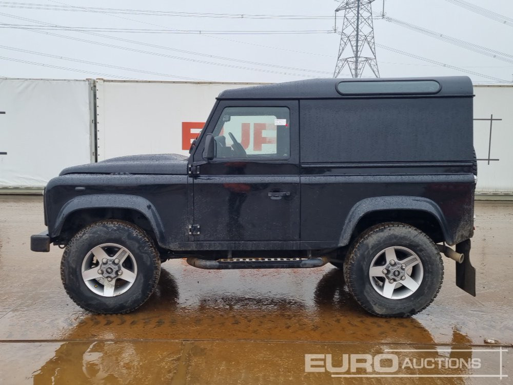 2012 Land Rover Defender 90XS - SUV: photos 2 2012 Land Rover Defender 90XS - SUV: photos 2