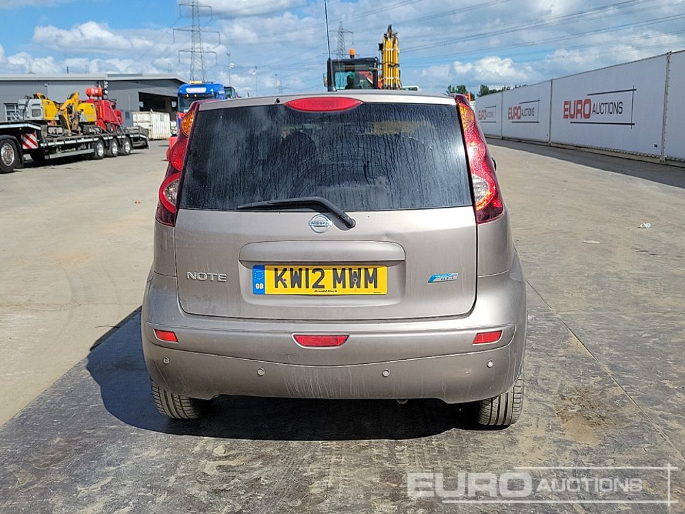 2012 Nissan Note - Voiture: photos 4 2012 Nissan Note - Voiture: photos 4