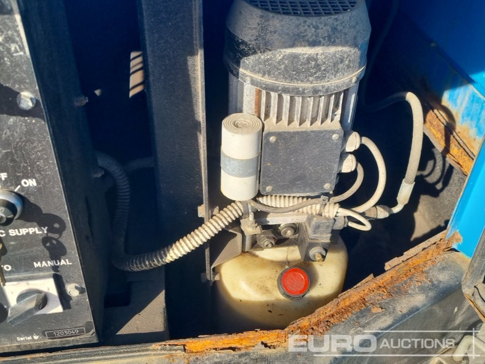 Mat d'éclairage 2012 Towerlight VB-9: photos 23 Mat d'éclairage 2012 Towerlight VB-9: photos 23