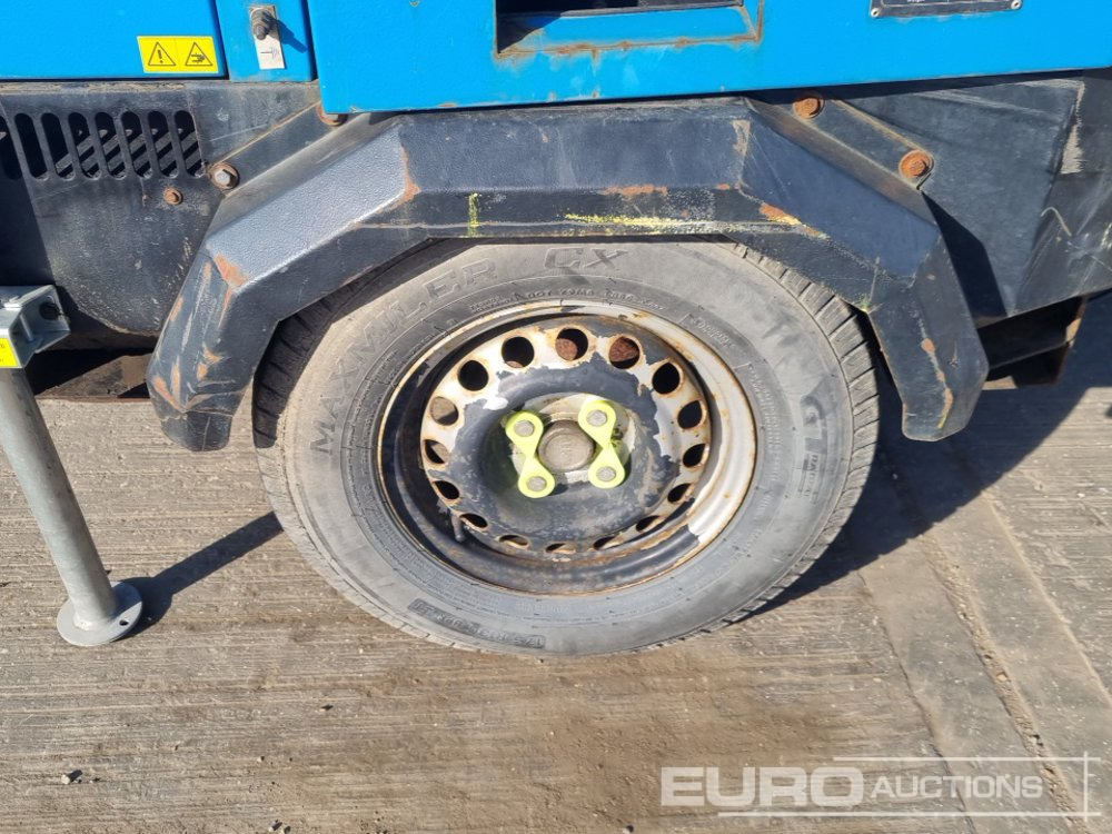 Mat d'éclairage 2012 Towerlight VB-9: photos 10 Mat d'éclairage 2012 Towerlight VB-9: photos 10