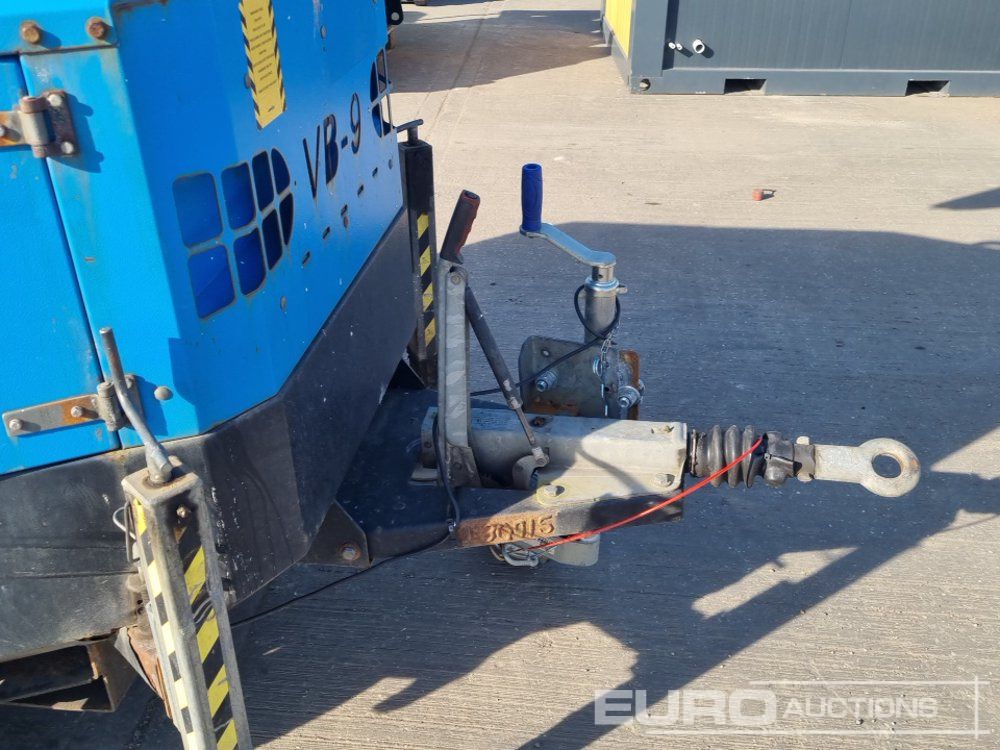 Mat d'éclairage 2012 Towerlight VB-9: photos 11 Mat d'éclairage 2012 Towerlight VB-9: photos 11