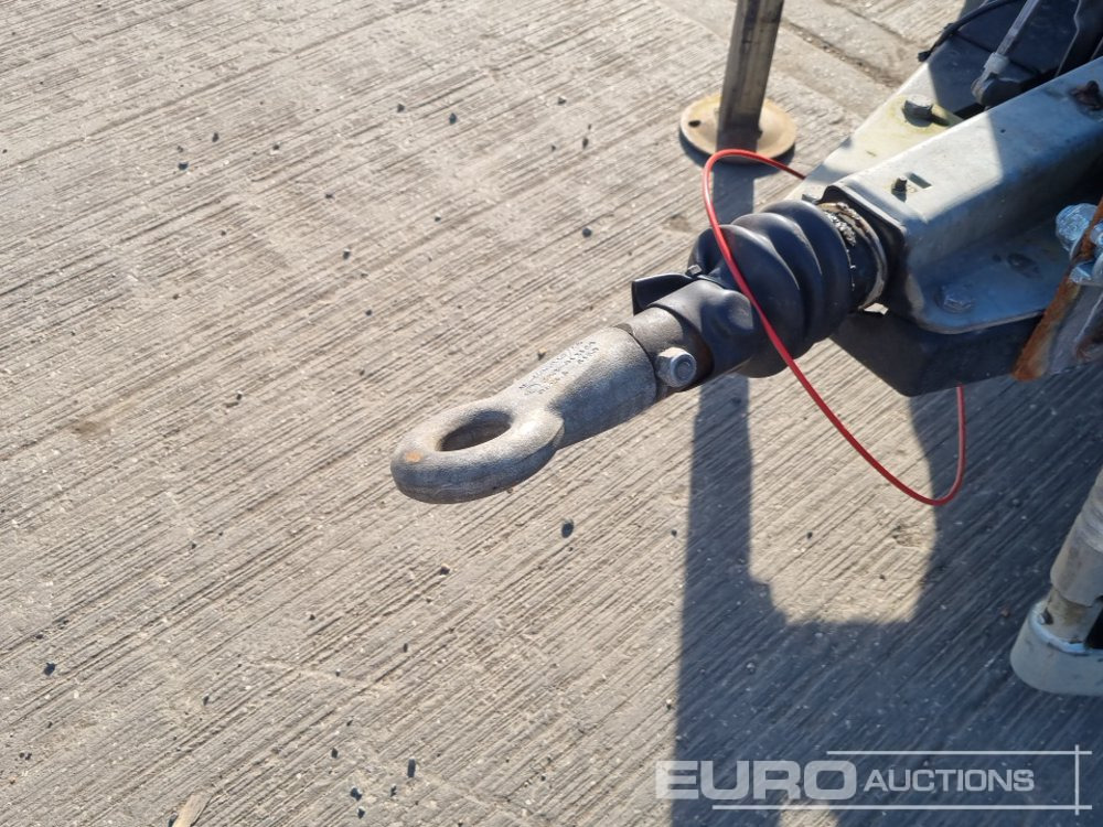 Mat d'éclairage 2012 Towerlight VB-9: photos 13 Mat d'éclairage 2012 Towerlight VB-9: photos 13