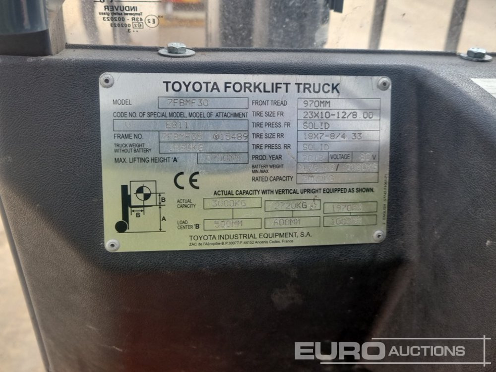 Chariot élévateur 2012 Toyota 7FBMF30: photos 32
