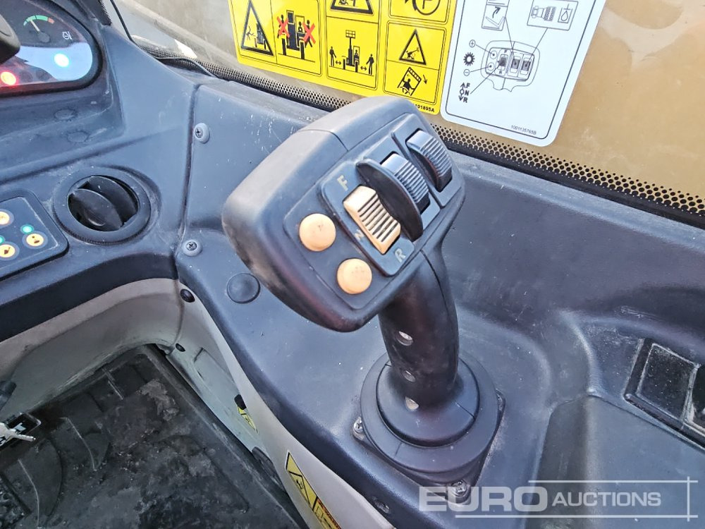 Chariot télescopique 2013 CAT TH407C: photos 48 Chariot télescopique 2013 CAT TH407C: photos 48