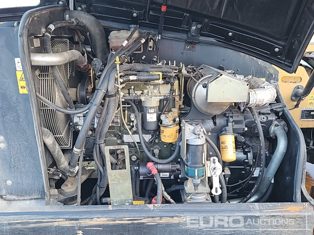 Chariot télescopique 2013 CAT TH407C: photos 13 Chariot télescopique 2013 CAT TH407C: photos 13