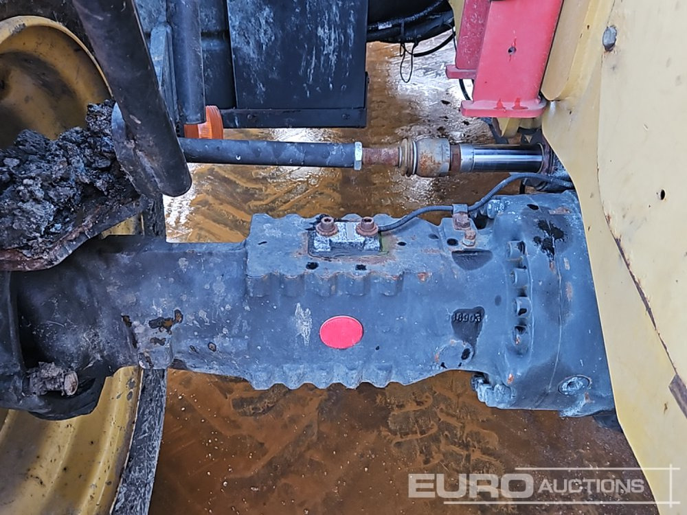 Chariot télescopique 2013 CAT TH407C: photos 25 Chariot télescopique 2013 CAT TH407C: photos 25