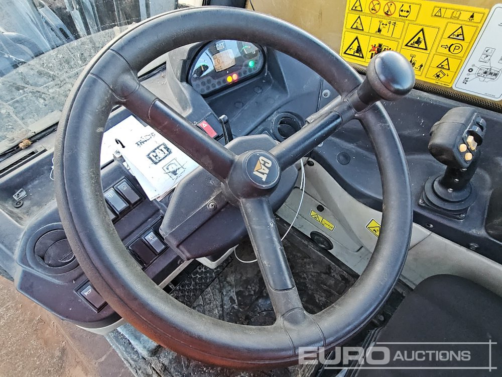 Chariot télescopique 2013 CAT TH407C: photos 43 Chariot télescopique 2013 CAT TH407C: photos 43