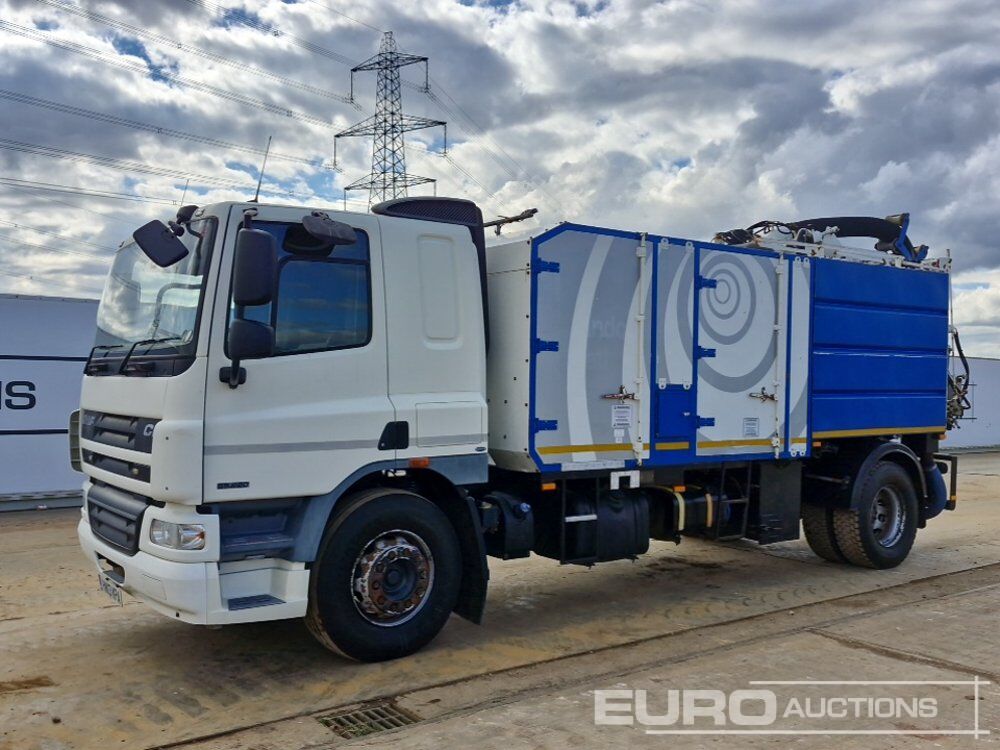 2013 DAF CF65.220 - Camion hydrocureur: photos 1 2013 DAF CF65.220 - Camion hydrocureur: photos 1