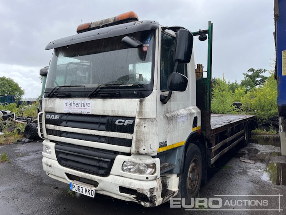 2013 DAF CF75 310 - Camion plateau: photos 1 2013 DAF CF75 310 - Camion plateau: photos 1
