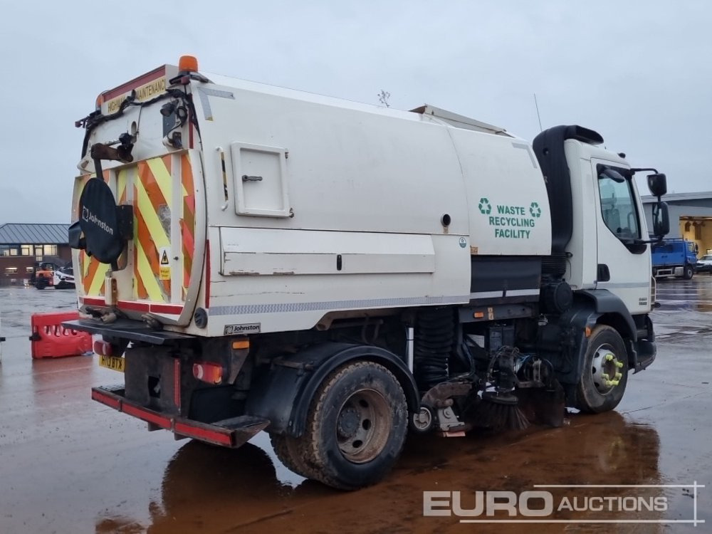 2013 DAF LF55.220 - Balayeuse de voirie: photos 5 2013 DAF LF55.220 - Balayeuse de voirie: photos 5