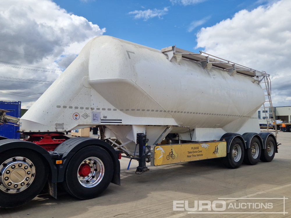 2013 Feldbinder Tri Axle Tanker Trailer - Semi-remorque citerne: photos 1 2013 Feldbinder Tri Axle Tanker Trailer - Semi-remorque citerne: photos 1