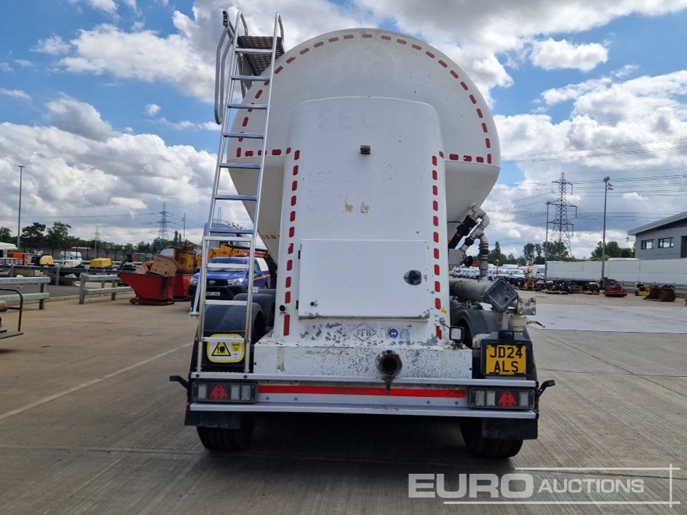 2013 Feldbinder Tri Axle Tanker Trailer - Semi-remorque citerne: photos 4 2013 Feldbinder Tri Axle Tanker Trailer - Semi-remorque citerne: photos 4