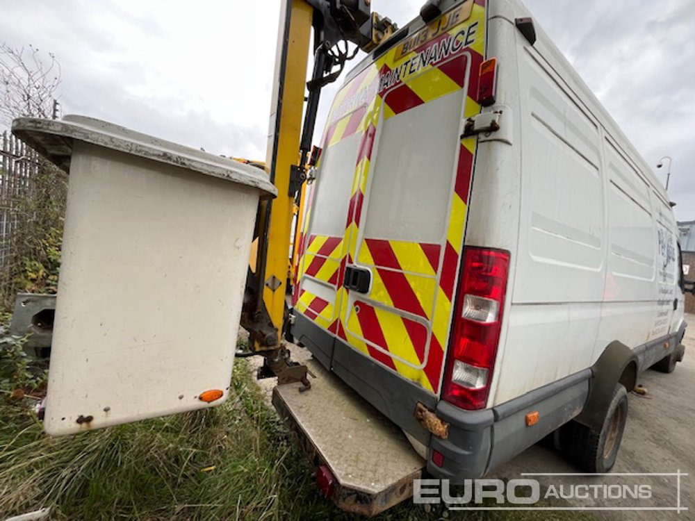 2013 Iveco 70C17 - Camion avec nacelle: photos 3 2013 Iveco 70C17 - Camion avec nacelle: photos 3