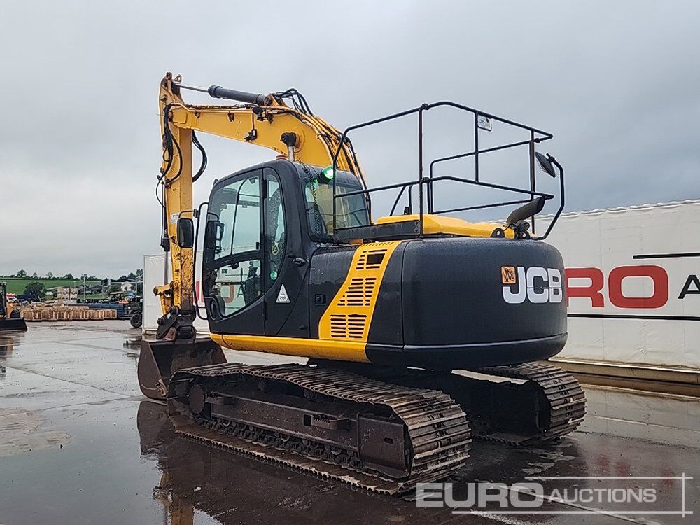2013 JCB JS130LC - Pelle sur chenille: photos 3 2013 JCB JS130LC - Pelle sur chenille: photos 3