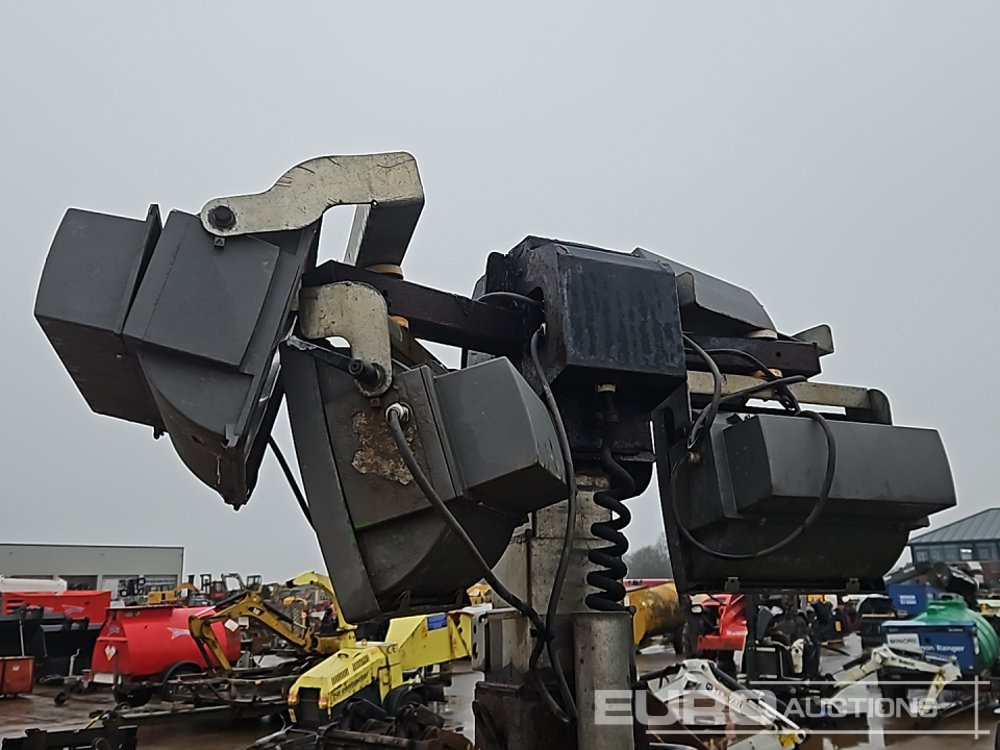 Mat d'éclairage 2013 Towerlight VT1: photos 25 Mat d'éclairage 2013 Towerlight VT1: photos 25