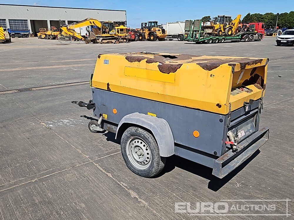 2014 Atlas Copco Single Axle Compressor - Compresseur d'air: photos 3 2014 Atlas Copco Single Axle Compressor - Compresseur d'air: photos 3