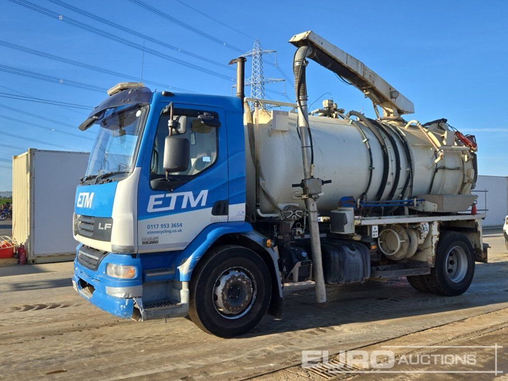 2014 DAF LF 4x2 Gully Sucker Lorry, Reverse Camera, Manual Gearbox (Tested 11/26) - Camion citerne: photos 1 2014 DAF LF 4x2 Gully Sucker Lorry, Reverse Camera, Manual Gearbox (Tested 11/26) - Camion citerne: photos 1