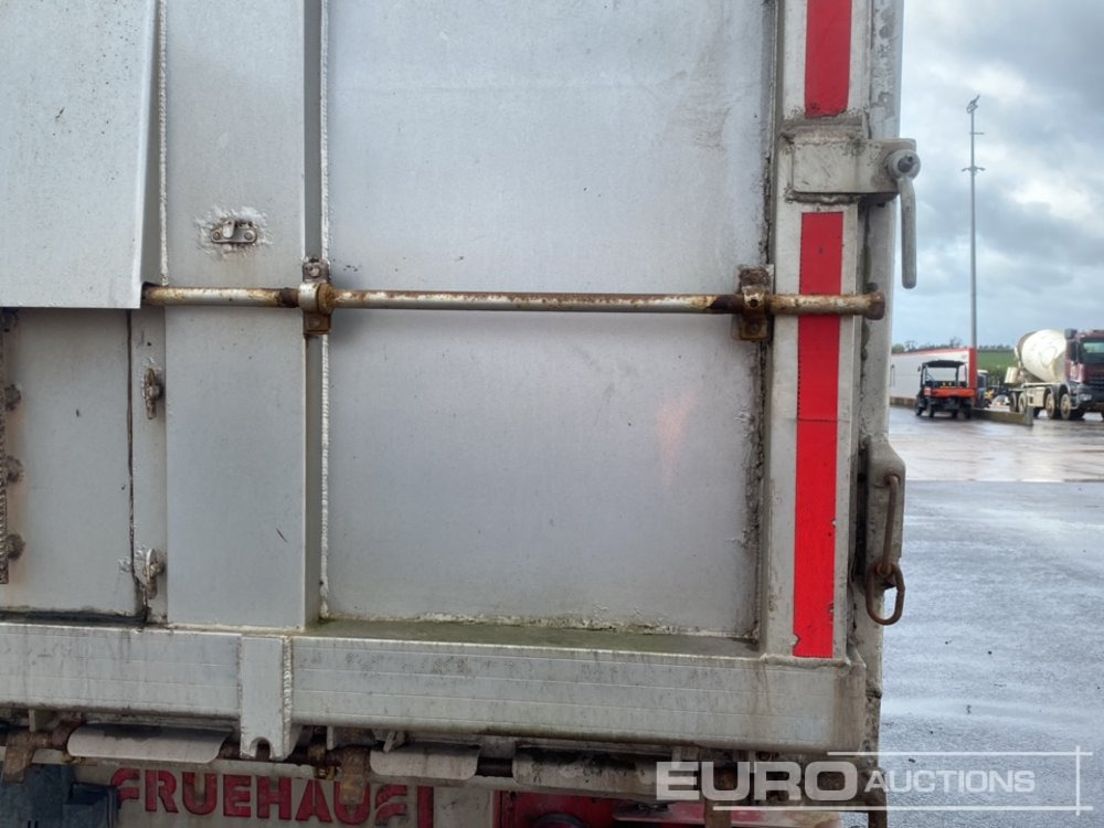 Semi-remorque benne 2014 Fruehauf Tri Axle Bulk Tipping Trailer, Roll Over Cover: photos 21