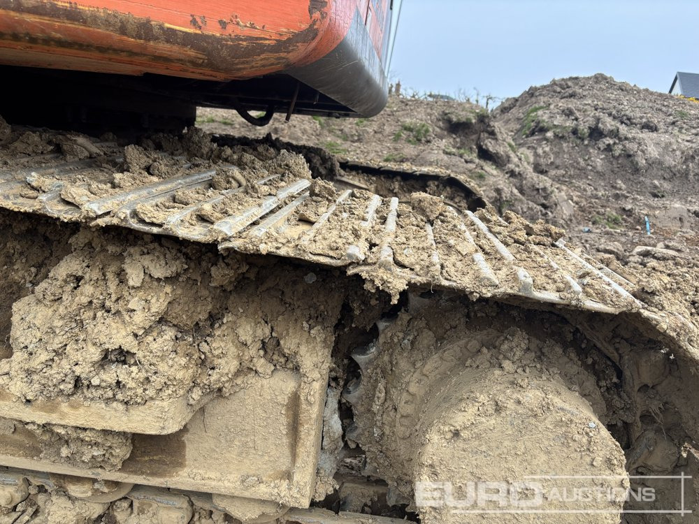 2014 Hitachi ZX225USRLC-5 - Pelle sur chenille: photos 5 2014 Hitachi ZX225USRLC-5 - Pelle sur chenille: photos 5