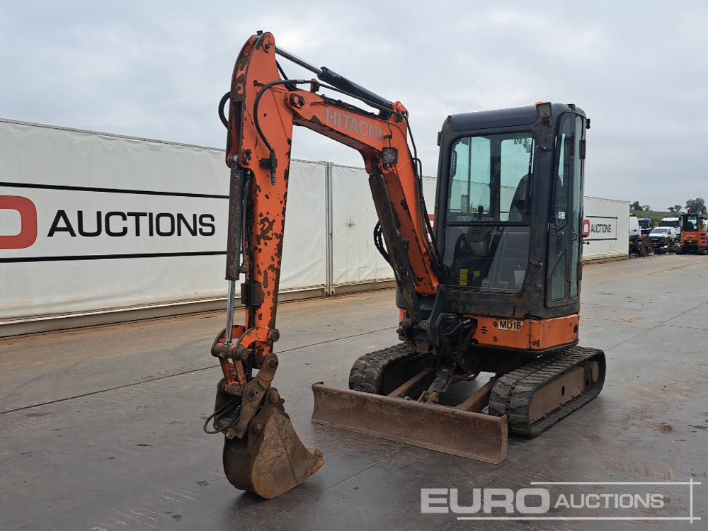 2014 Hitachi ZX29U-3 CLR - Mini pelle: photos 1 2014 Hitachi ZX29U-3 CLR - Mini pelle: photos 1