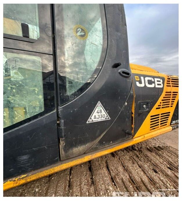 2014 JCB JS130LC T4 - Pelle sur chenille: photos 5 2014 JCB JS130LC T4 - Pelle sur chenille: photos 5