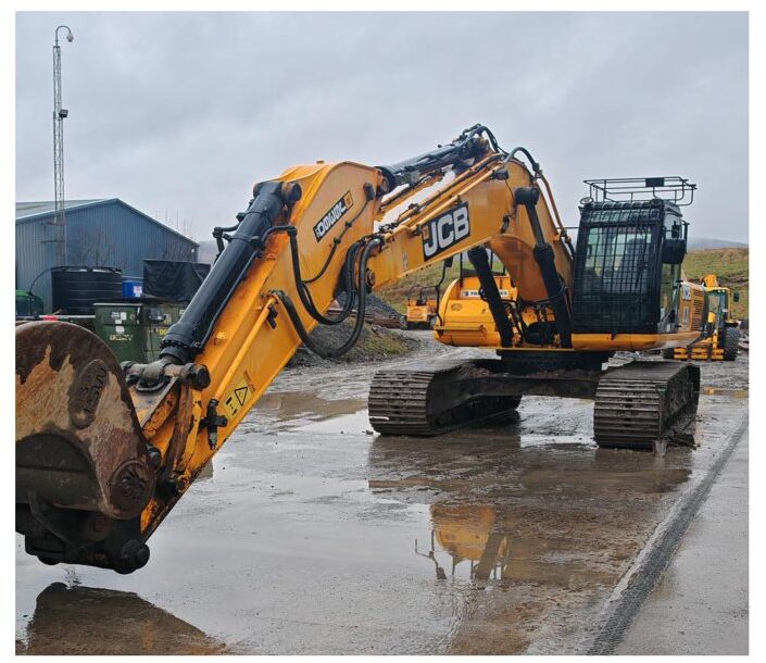 2014 JCB JS360LCT4 - Pelle sur chenille: photos 1 2014 JCB JS360LCT4 - Pelle sur chenille: photos 1