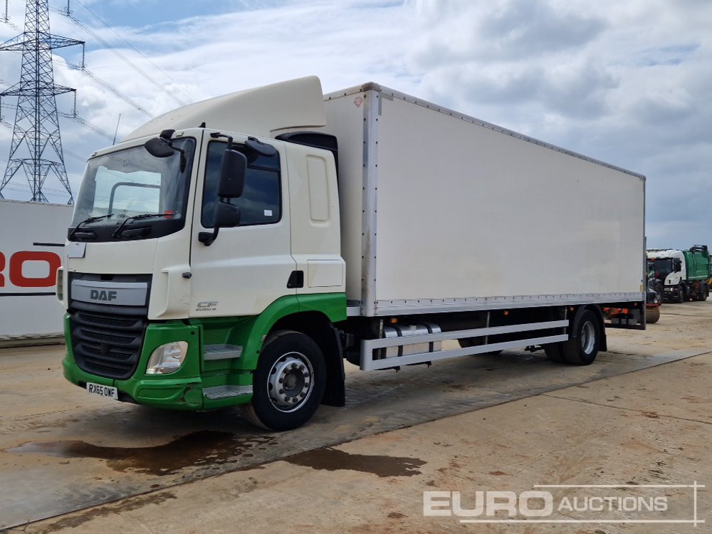 2015 DAF CF220 - Camion fourgon: photos 1 2015 DAF CF220 - Camion fourgon: photos 1