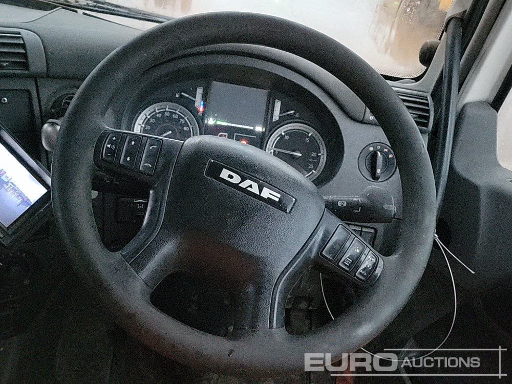 Camion ampliroll 2015 DAF CF440: photos 38 Camion ampliroll 2015 DAF CF440: photos 38