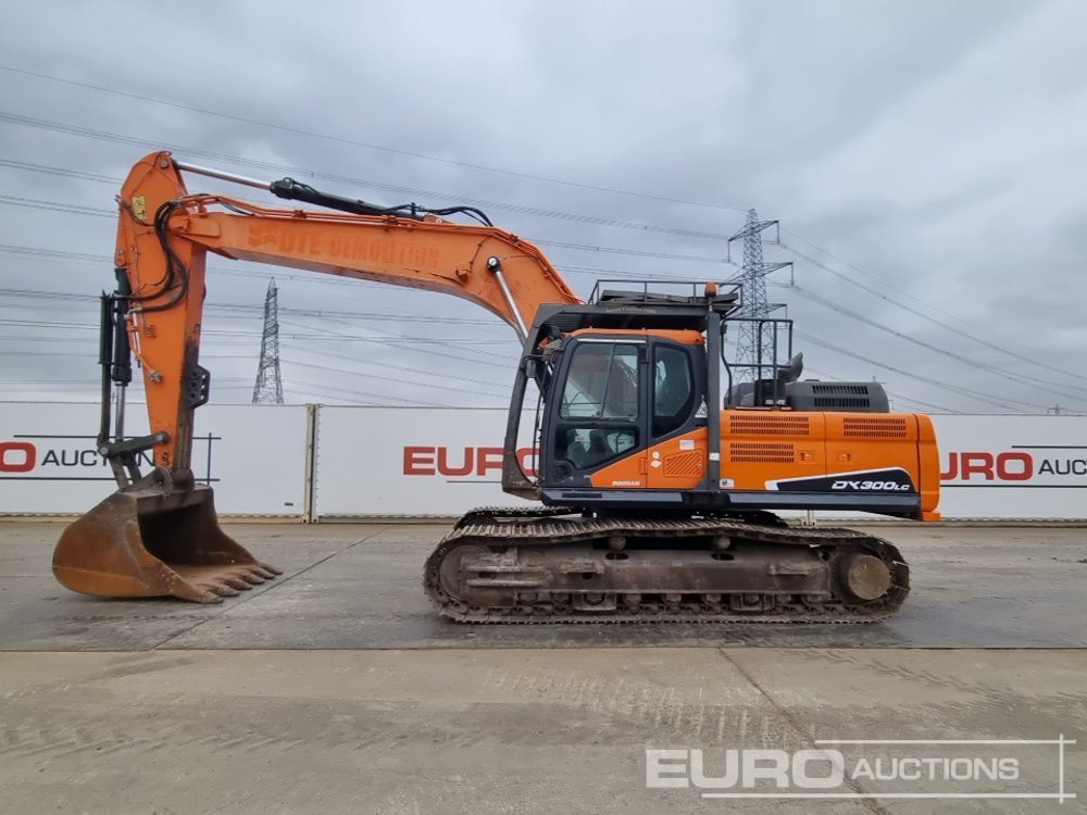 2015 Doosan DX300LC-5 - Pelle sur chenille: photos 2 2015 Doosan DX300LC-5 - Pelle sur chenille: photos 2