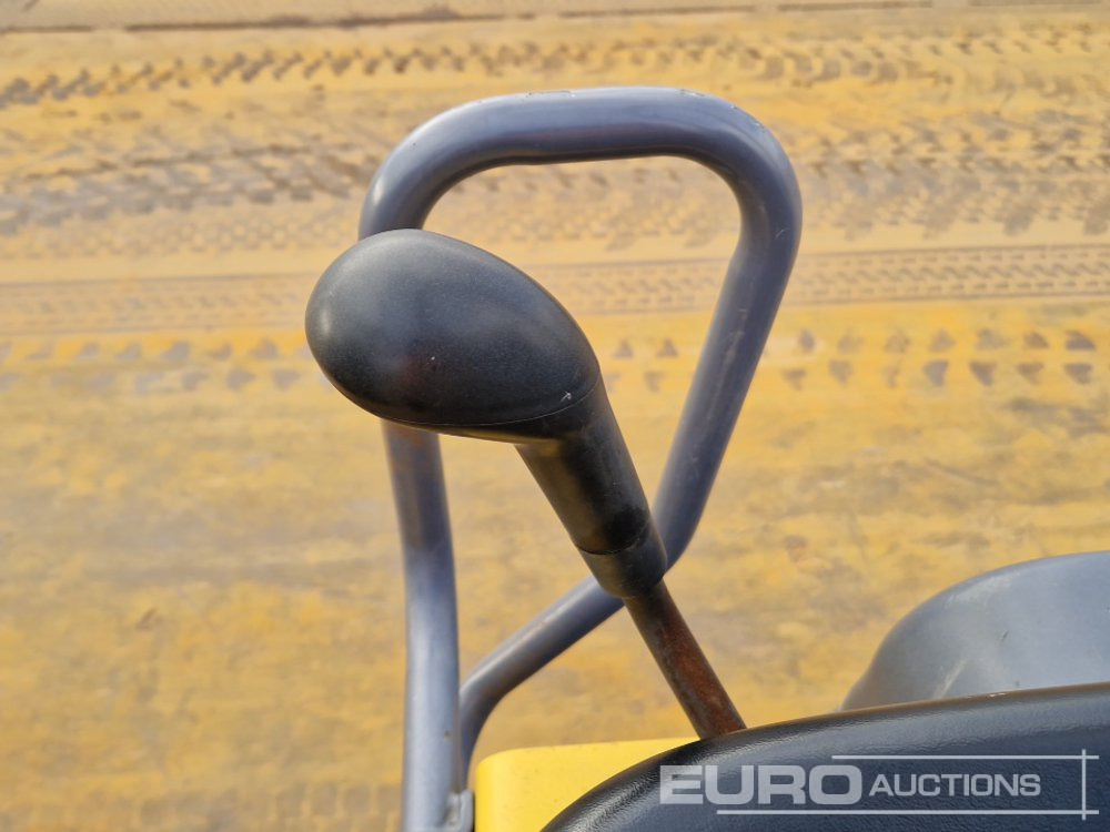 Compacteur 2015 Dynapac CC800: photos 24