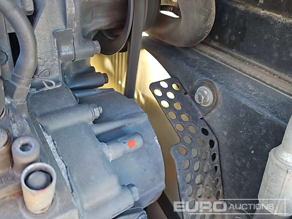 Compacteur 2015 Dynapac CC800: photos 21