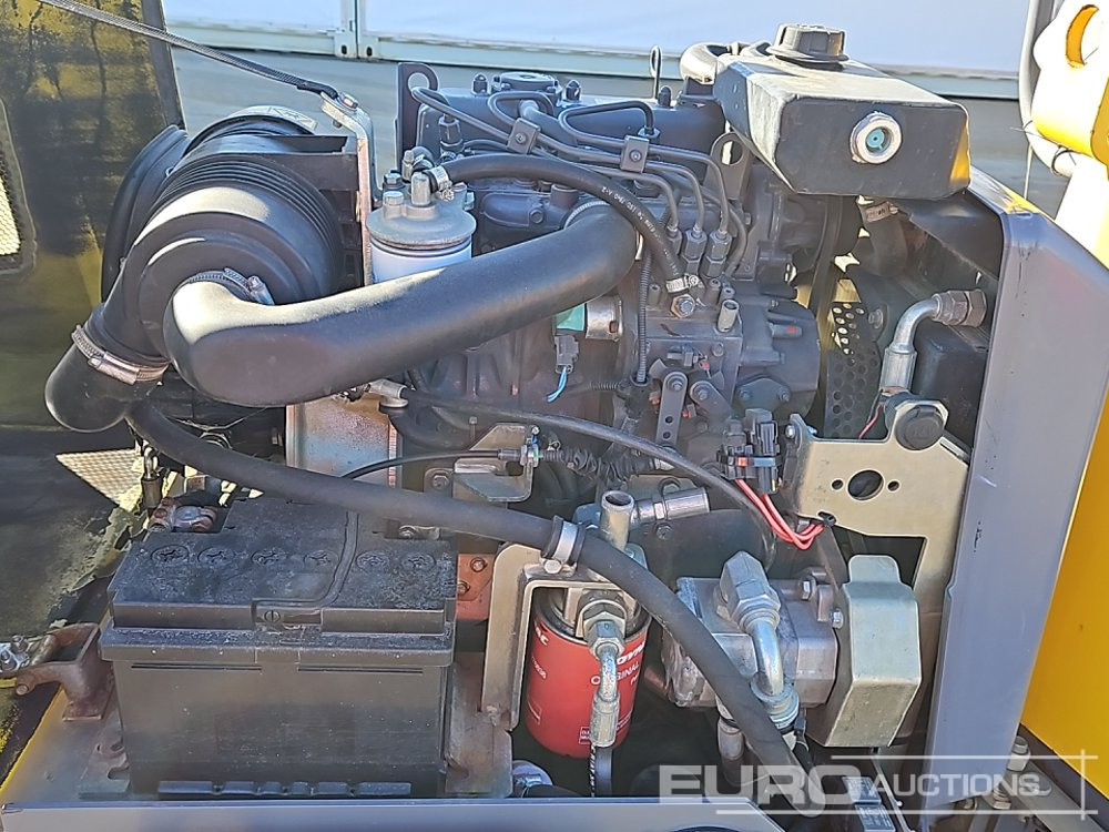 Compacteur 2015 Dynapac CC800: photos 16
