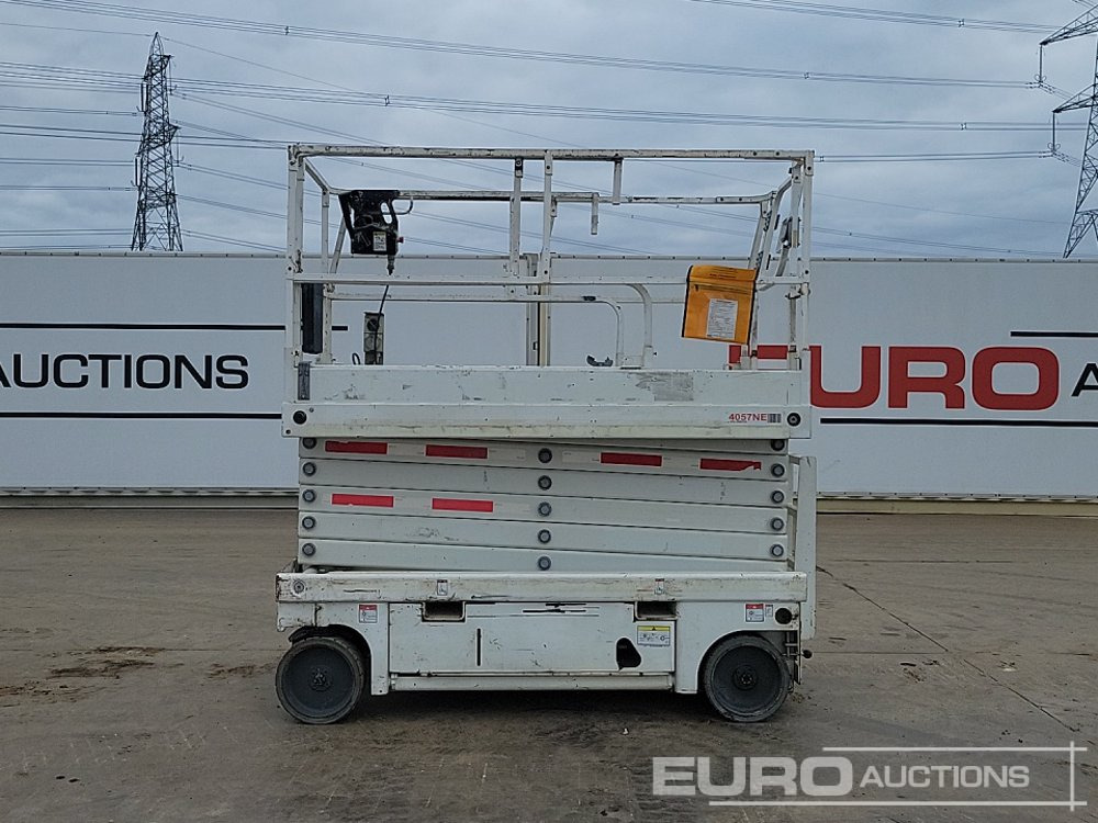 2015 Haulotte Compact 14 - Nacelle: photos 2 2015 Haulotte Compact 14 - Nacelle: photos 2