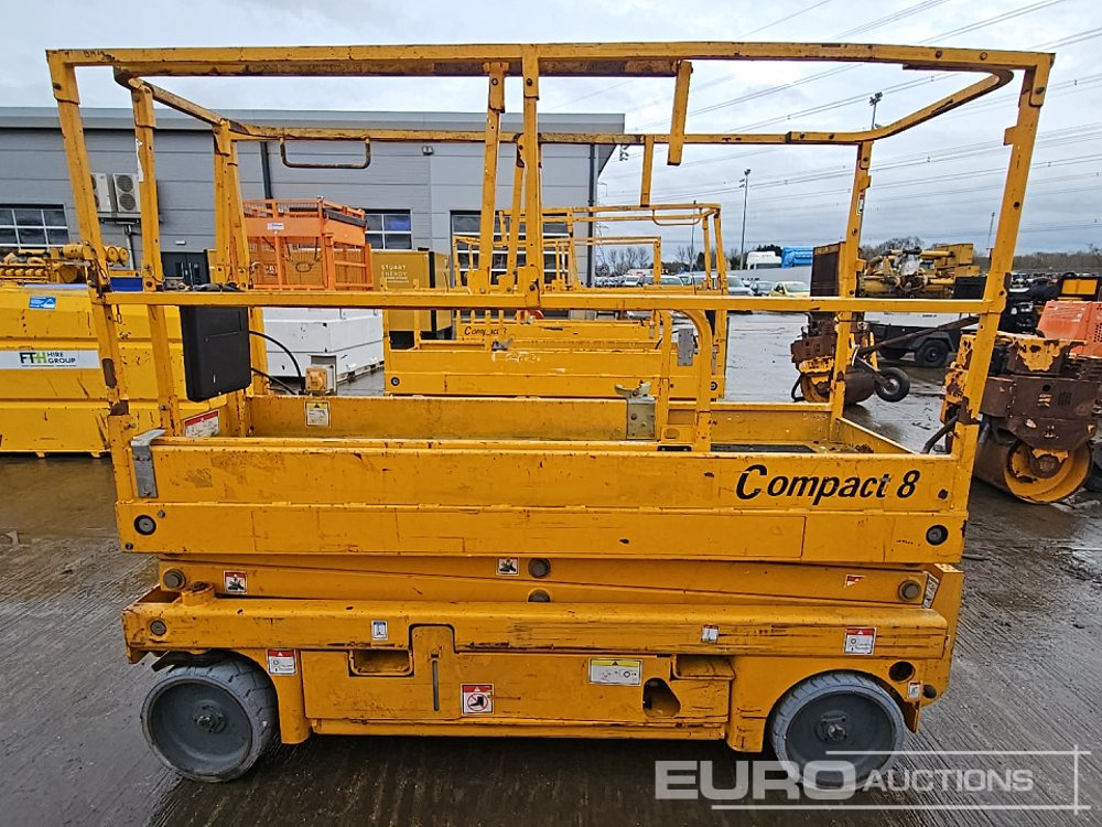 2015 Haulotte Compact 8 - Nacelle: photos 2 2015 Haulotte Compact 8 - Nacelle: photos 2