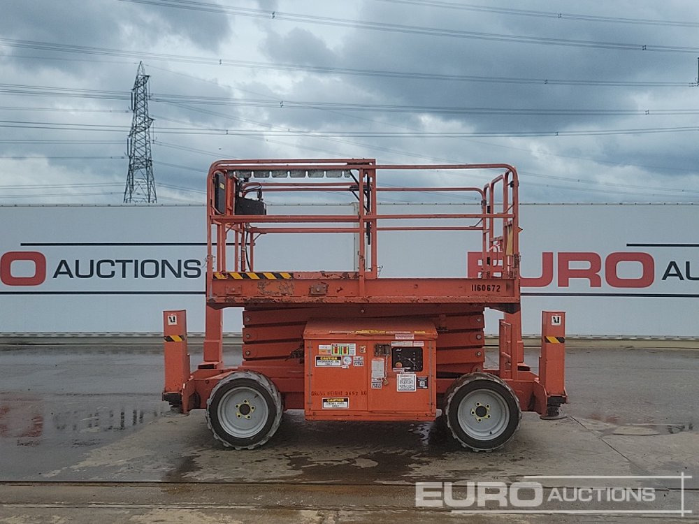 2015 JLG 260MRT - Nacelle: photos 2 2015 JLG 260MRT - Nacelle: photos 2