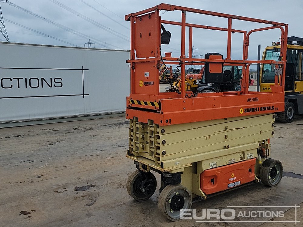 2015 JLG 2632ES - Nacelle: photos 1 2015 JLG 2632ES - Nacelle: photos 1