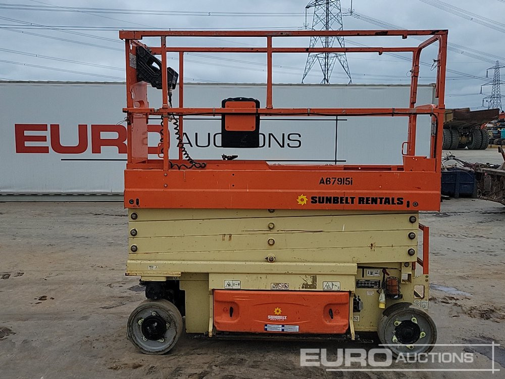 2015 JLG 2632ES - Nacelle: photos 2 2015 JLG 2632ES - Nacelle: photos 2
