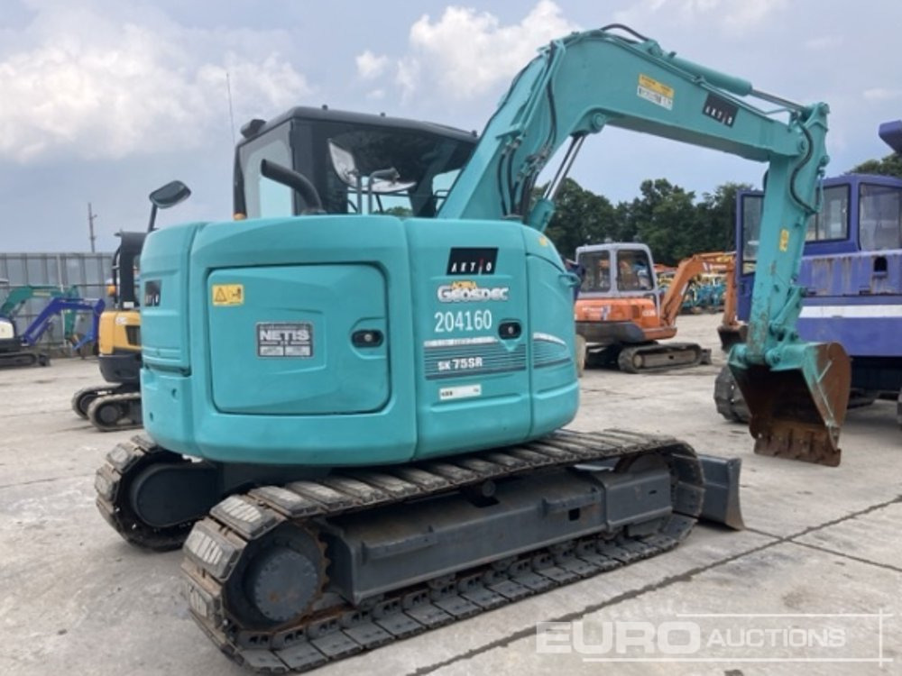 2015 Kobelco SK75SR-3 - Mini pelle: photos 3 2015 Kobelco SK75SR-3 - Mini pelle: photos 3