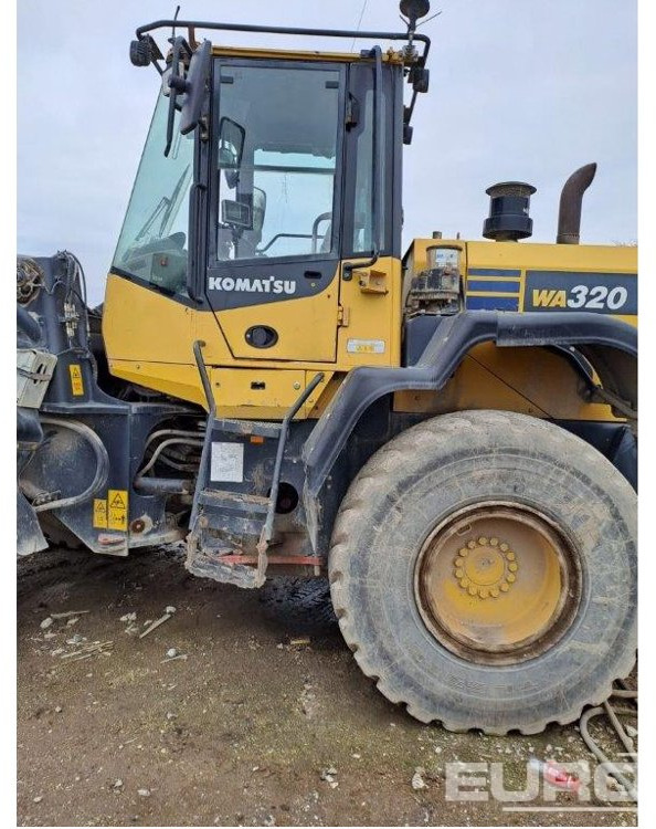 2015 Komatsu WA320-7 - Chargeuse sur pneus: photos 3 2015 Komatsu WA320-7 - Chargeuse sur pneus: photos 3