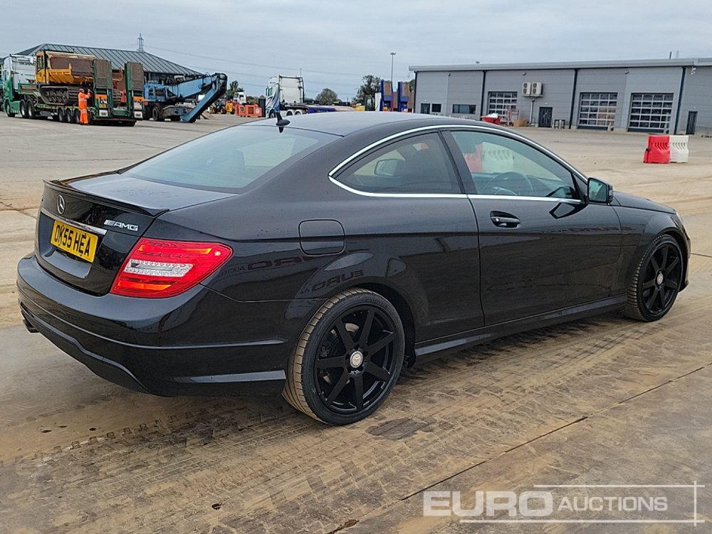 2015 Mercedes C250 AMG - Voiture: photos 5 2015 Mercedes C250 AMG - Voiture: photos 5