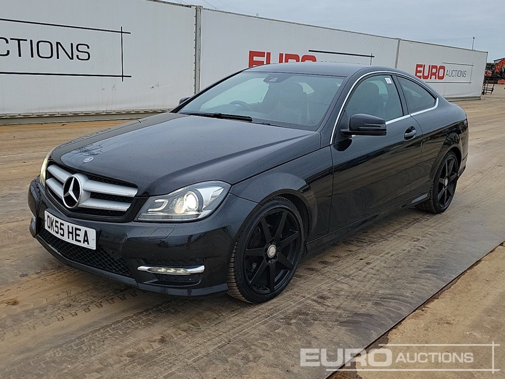 2015 Mercedes C250 AMG - Voiture: photos 1 2015 Mercedes C250 AMG - Voiture: photos 1
