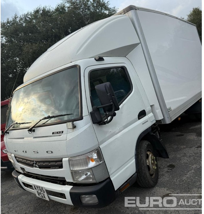 2015 Mitsubishi Fuso 3C13 - Camion fourgon: photos 2 2015 Mitsubishi Fuso 3C13 - Camion fourgon: photos 2