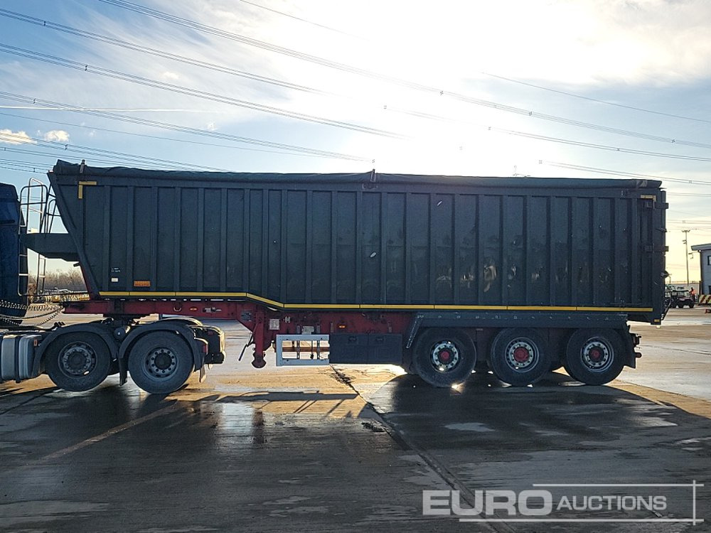 2015 Wilcox Tri Axle Bulk Tipping Trailer, Front Lift Axle, Easy Sheet - Semi-remorque benne: photos 2 2015 Wilcox Tri Axle Bulk Tipping Trailer, Front Lift Axle, Easy Sheet - Semi-remorque benne: photos 2