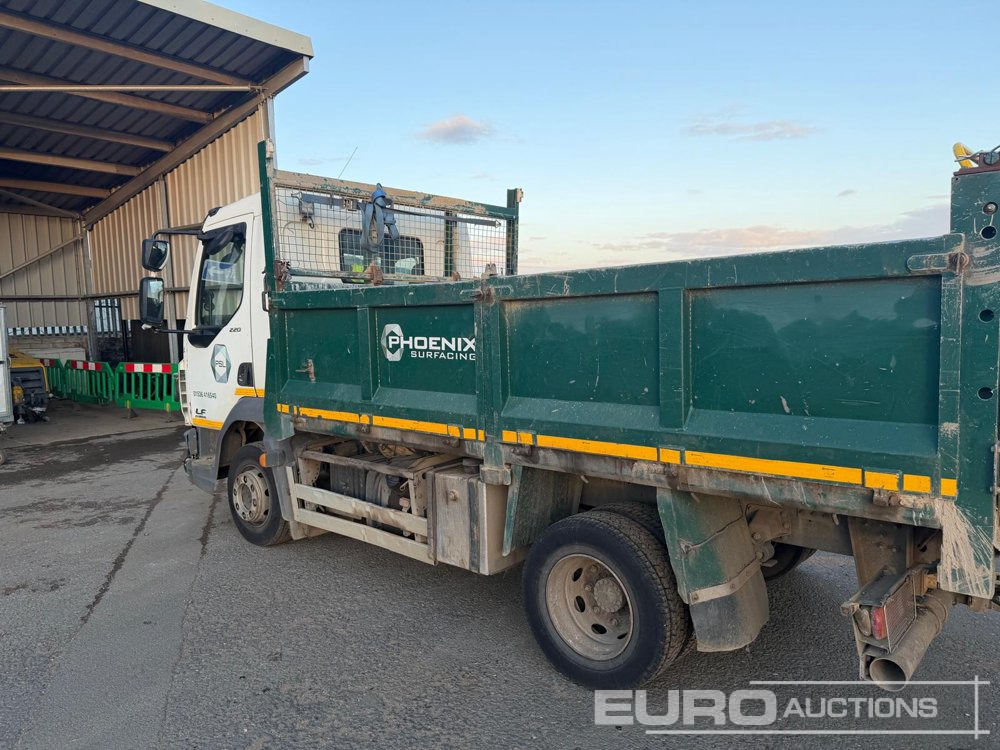 2016 DAF LF220FA - Camion benne: photos 2 2016 DAF LF220FA - Camion benne: photos 2