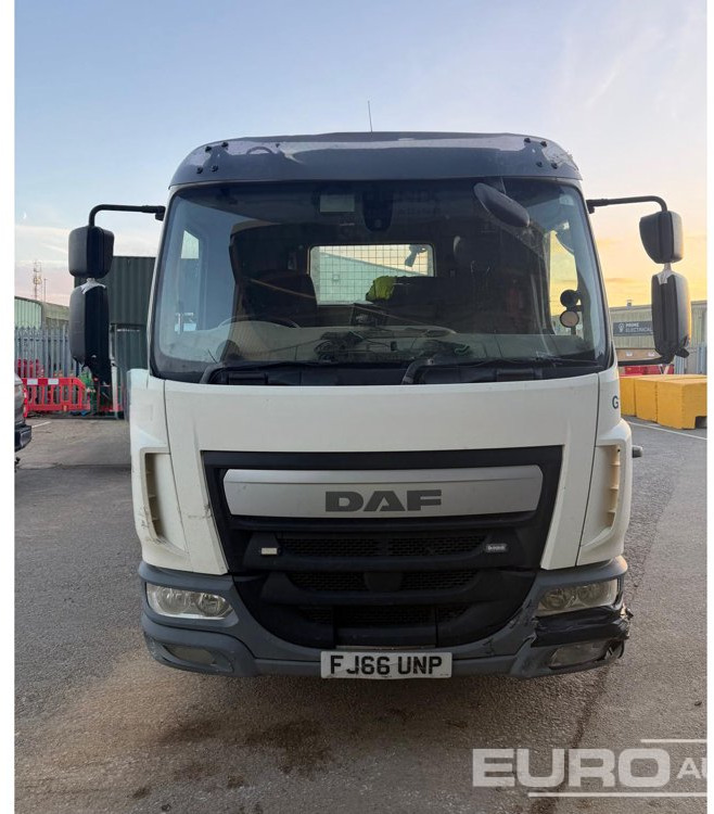 2016 DAF LF220FA - Camion benne: photos 5 2016 DAF LF220FA - Camion benne: photos 5