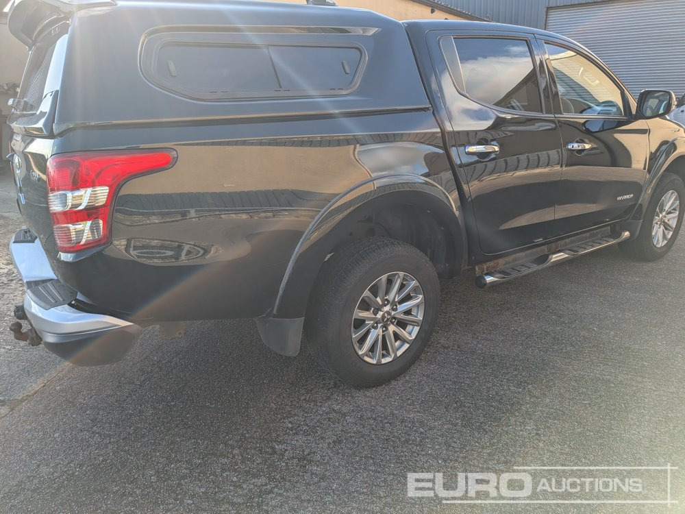 2016 Mitsubishi L200 Warrior - Pick-up: photos 3 2016 Mitsubishi L200 Warrior - Pick-up: photos 3