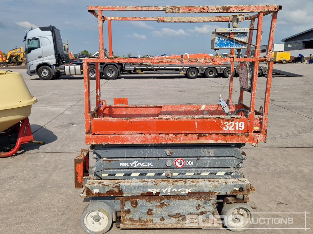 2016 SkyJack SJ111-3219 - Nacelle: photos 4 2016 SkyJack SJ111-3219 - Nacelle: photos 4