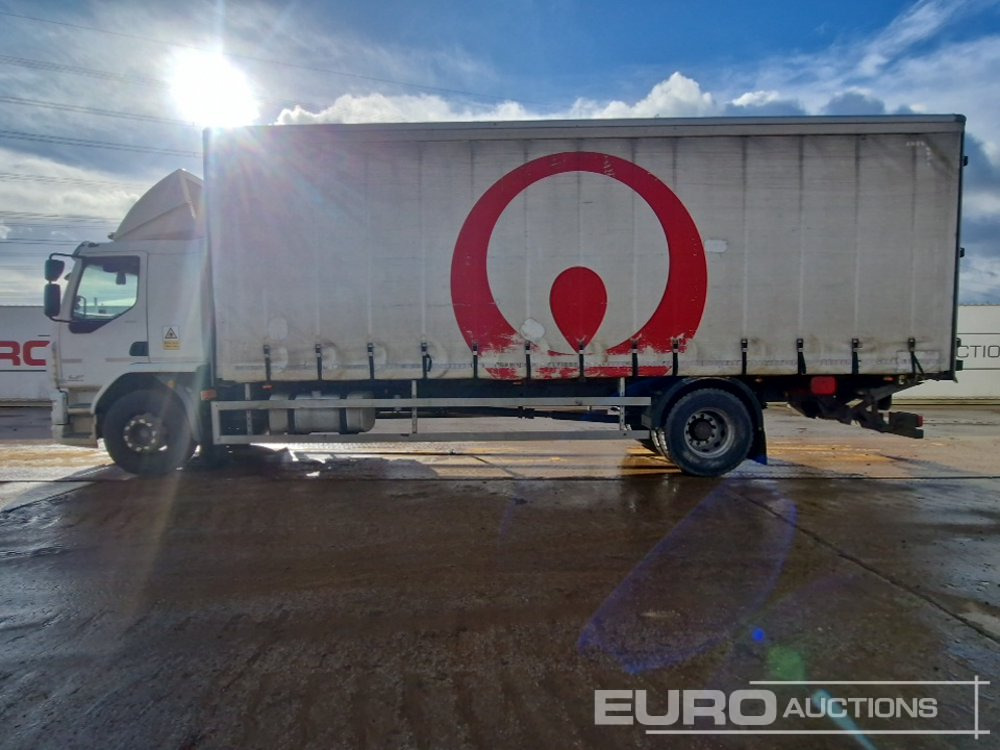 2017 DAF LF310 - Camion à rideaux coulissants: photos 2 2017 DAF LF310 - Camion à rideaux coulissants: photos 2